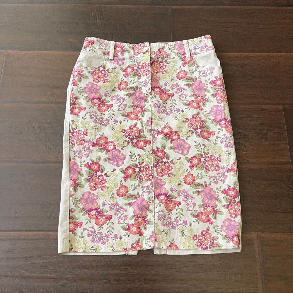 Sandro Ferrone Italy Women's Floral & Tan Pencil Skirt Sz 28 waist